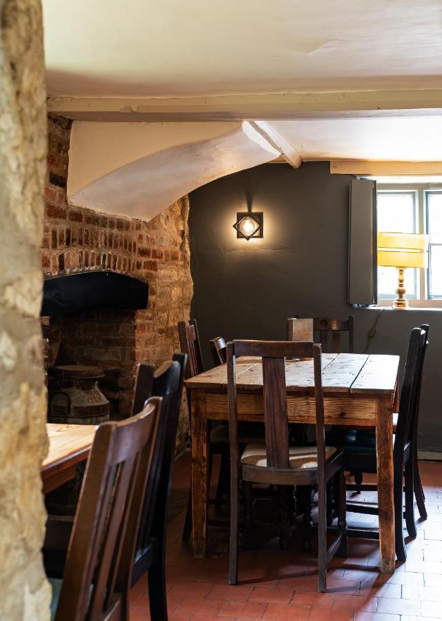 The Dinton Hermit Dinton (Buckinghamshire) Exterior foto